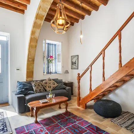 Daire To Hani - Kamara Maisonette *